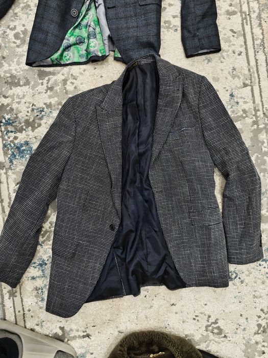 Продам зимнюю куртку, пиджаки