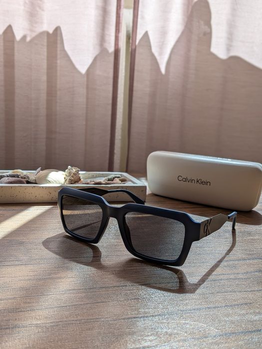 Слънчеви очила Calvin Klein -- безупречни!