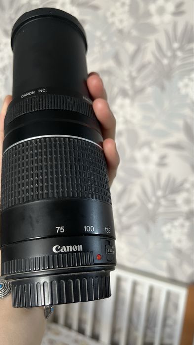 Объектив Canon zoom lense