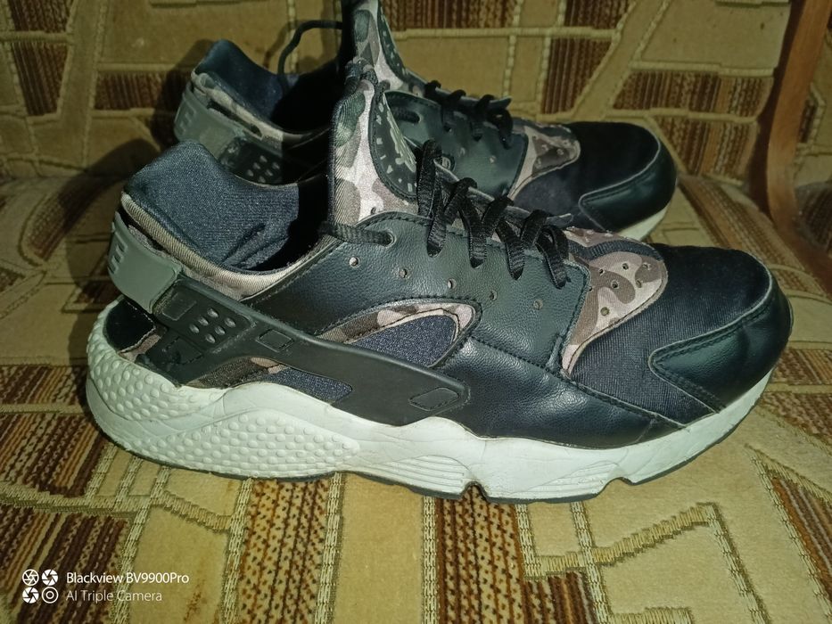 Adidasi Nike Huarache 44, 5 originali in stare buna