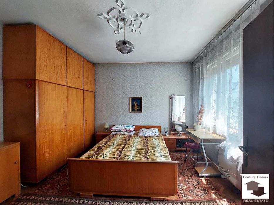 Продава се Многостаен апартамент в Велико Търново, Център - 127 кв.м за 1457 €/кв.м - Снимка #3