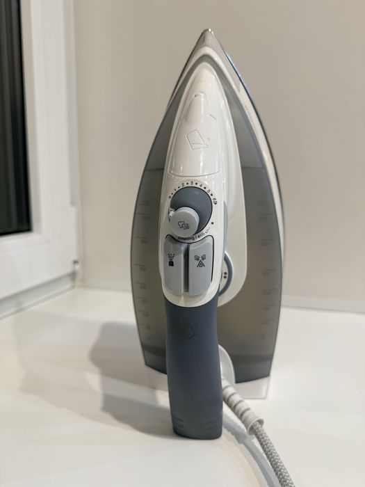 Продам утюг Braun Texstyle 7