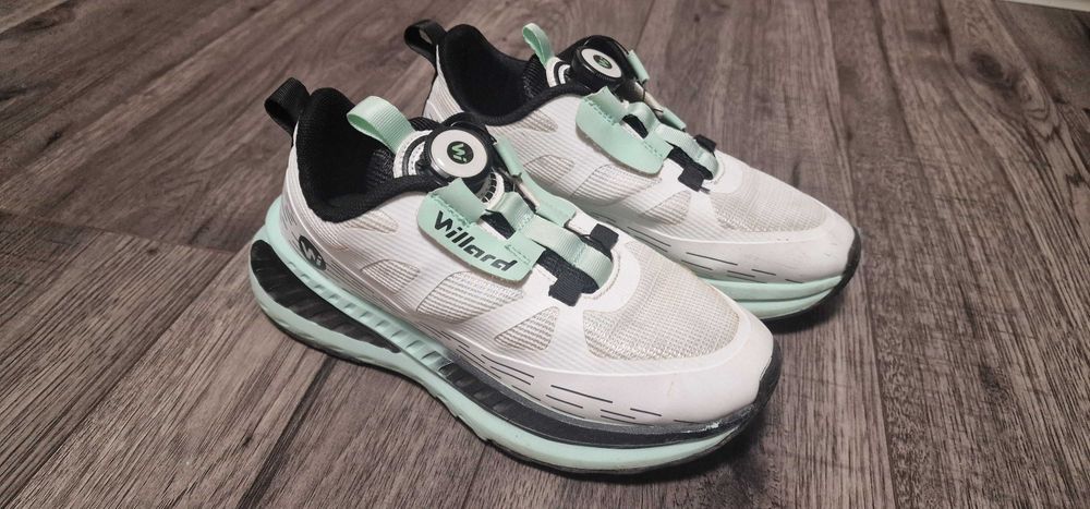 Детски обувки, лесно обуване