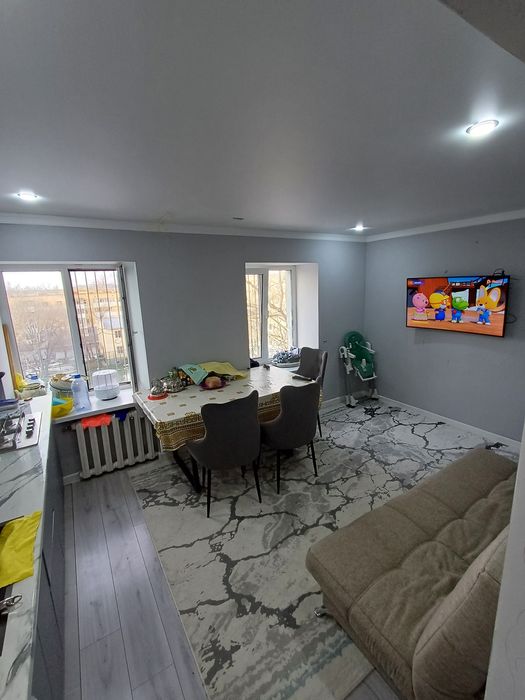 Сдам 2х ком.кв на длительный срок