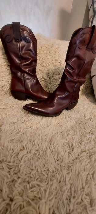 Обувки на символични цени/естествена кожа/