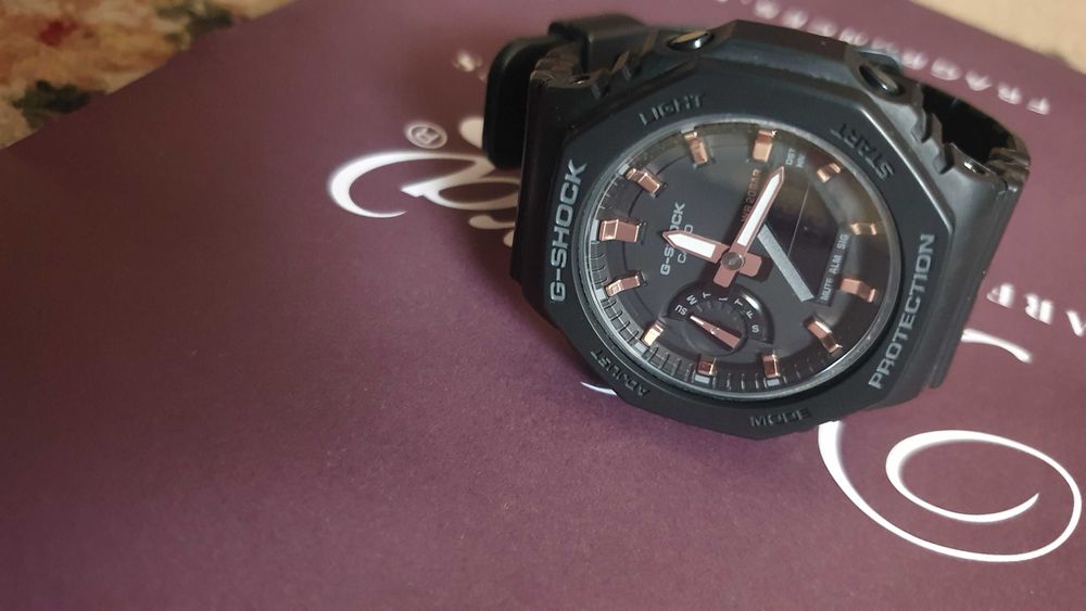 часовник Casio G Shock 2100