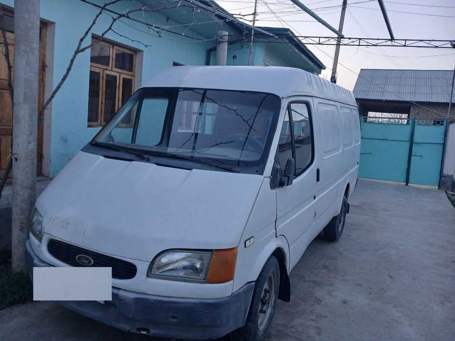 Ford Gruzavoy Dokumentalniy