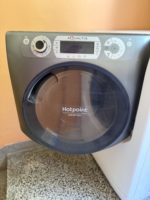 Пералня със сушилня Hotpoint Ariston
