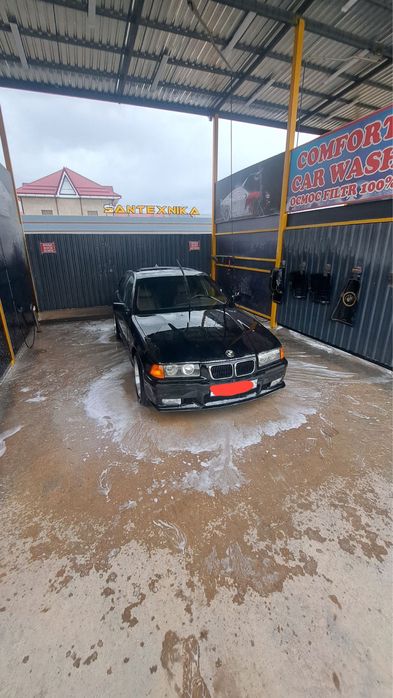 BMW E36 Sotiladi