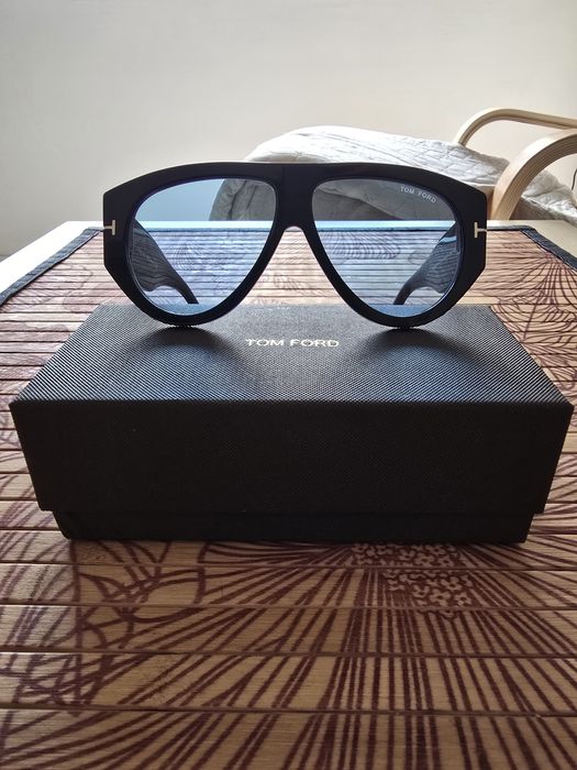Слънчеви очила Tom Ford BRONSON (FT1044)