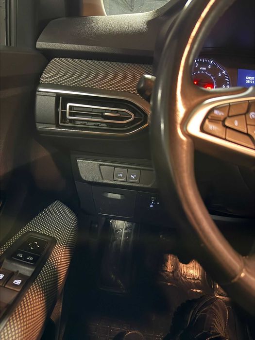 Dacia Logan 1.0 Eco-G – 2021 – GPL din fabrică – 90 CP – Comfort – MT6