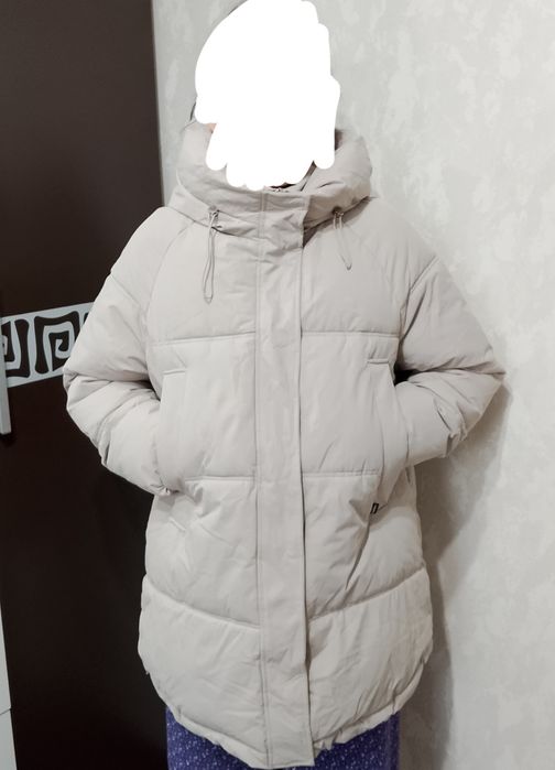 Продам куртку женскую