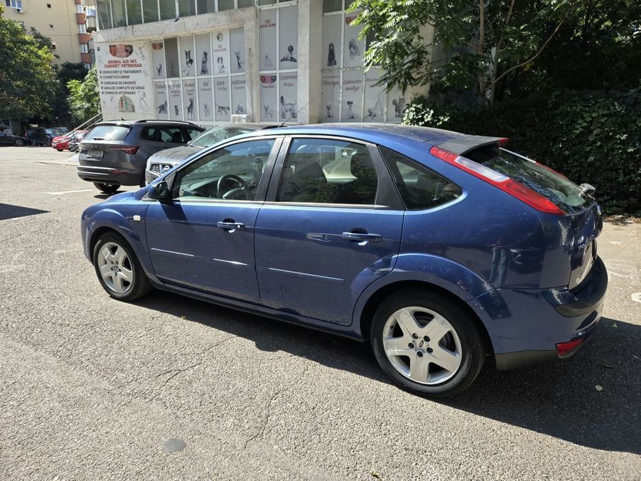 FORD Focus 2008 — imagine 5