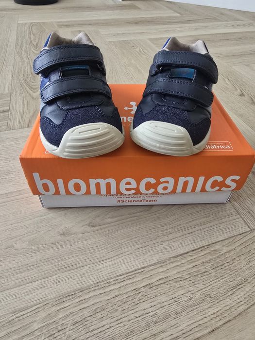 Biomecanics mărimea 24