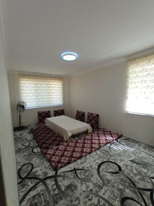 Gazalkent waxar markazida uy sotiladi