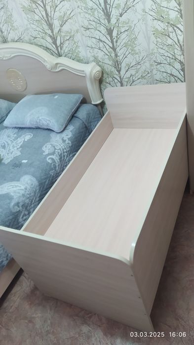 Кроватка детская