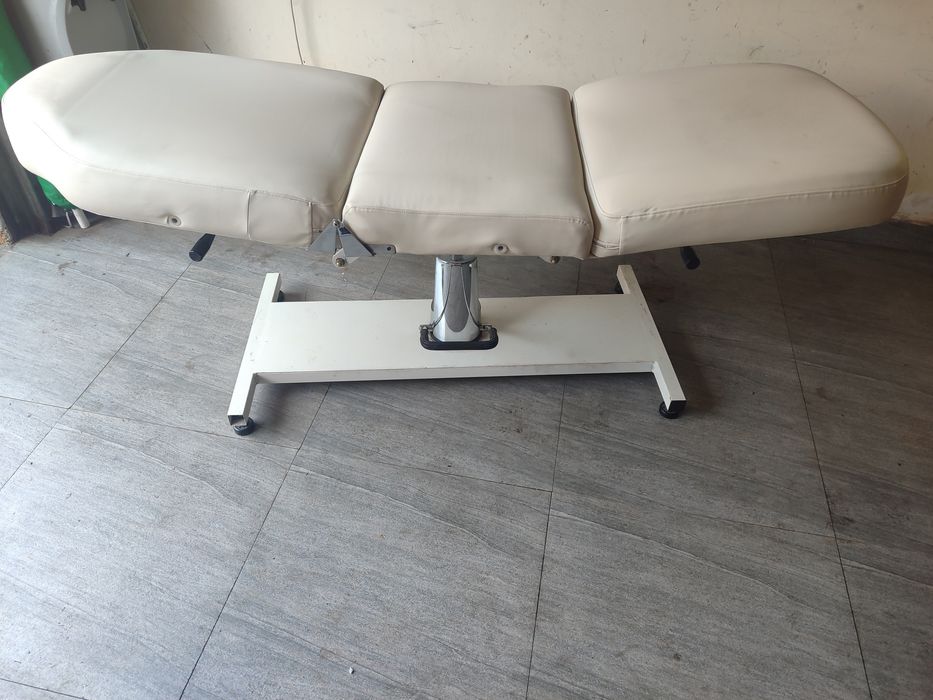 Pat cosmetica,masaj,gene sau stomatologie