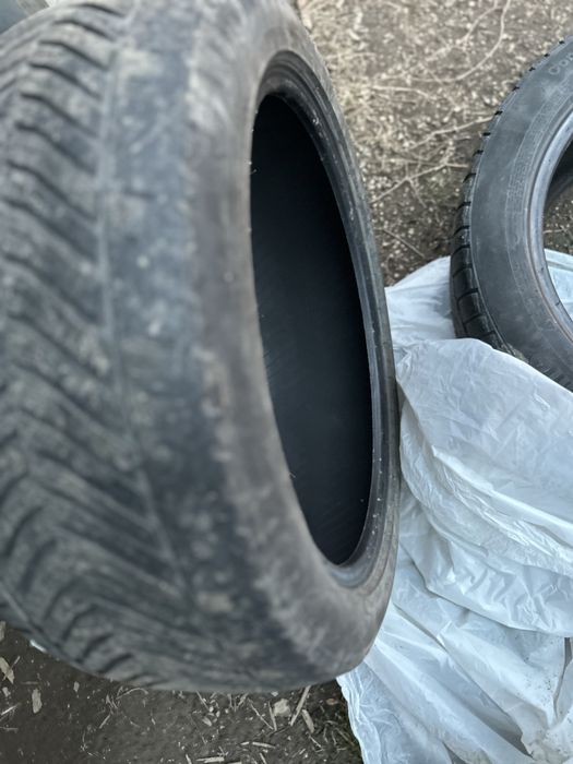 Anvelope iarnă 245/45 R18 Continental – set 4 bucăți