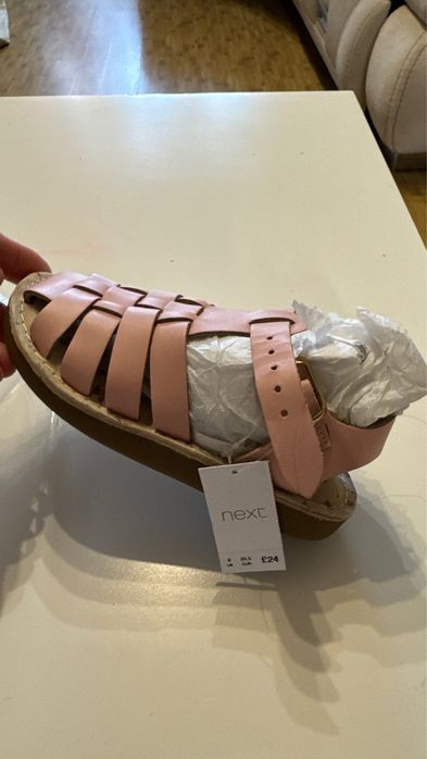 Сандалики для девочки