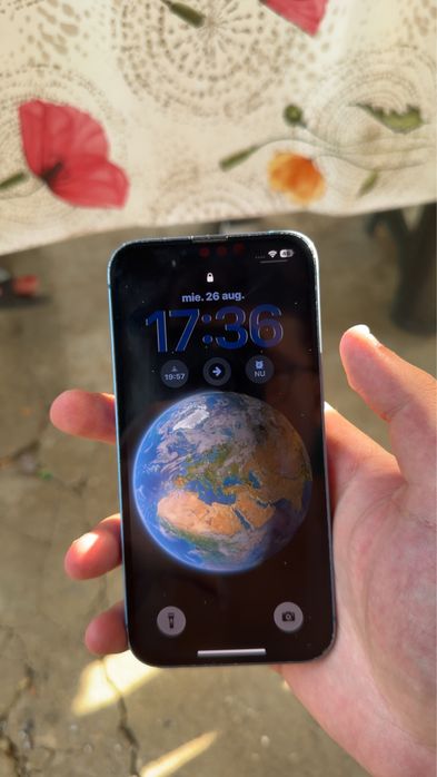 Vand iphone 13 functional