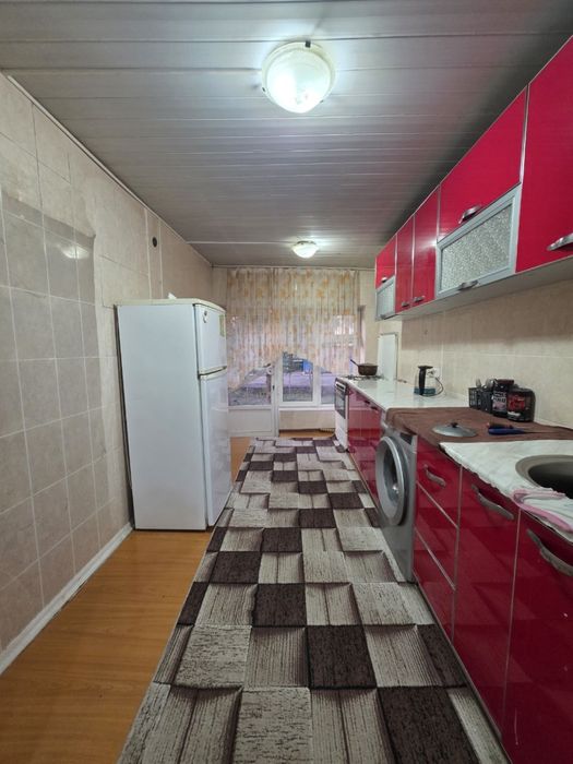 3 хонали килинган квартира сотилади