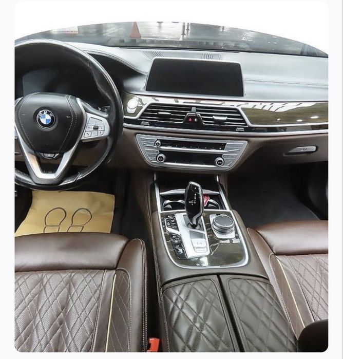 BMW 7-Series 745Le iPerformance Design Pure Excellence