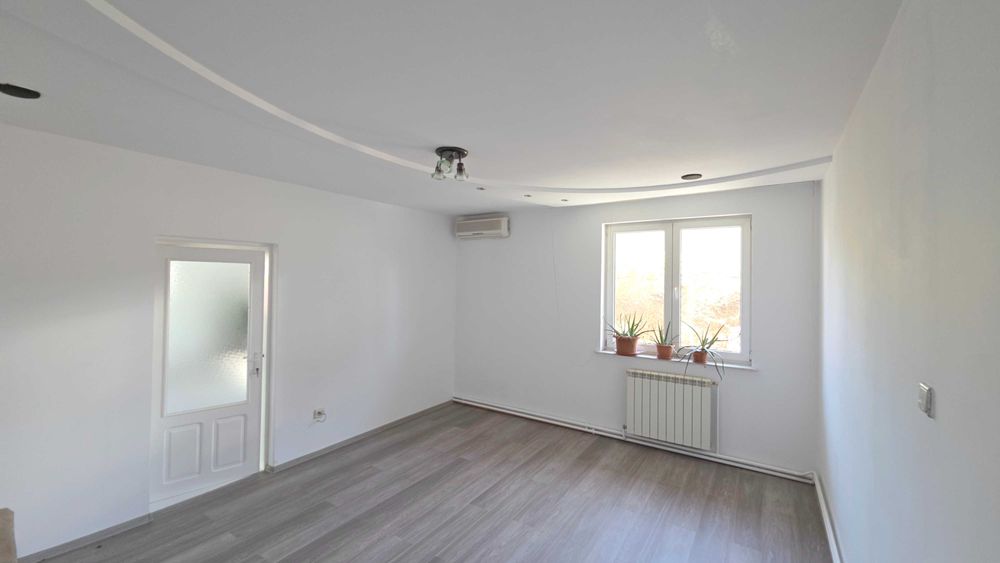 Inchiriez Spatiu zona linistita.