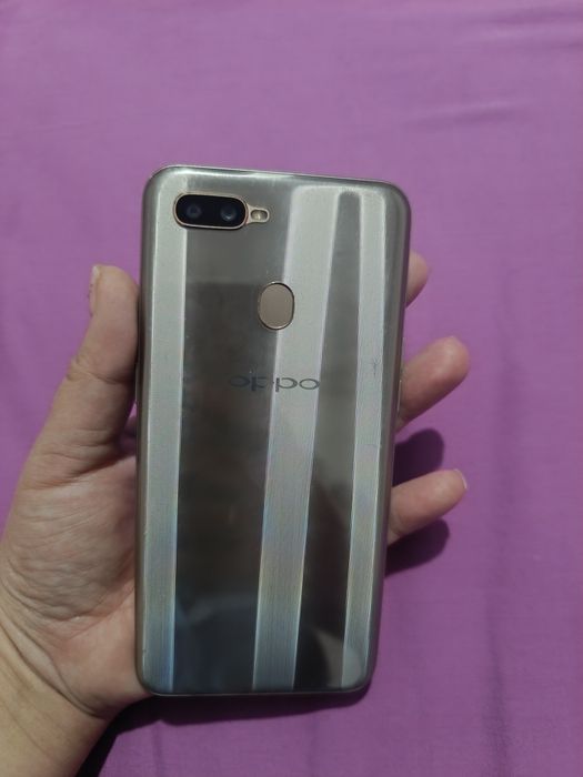 Продам телефон Oppa