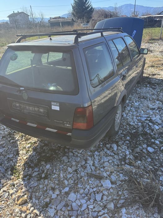 Volkswagen golf 3 1.6I 101кс