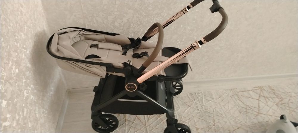Продается коляска Жаксы жагдайда