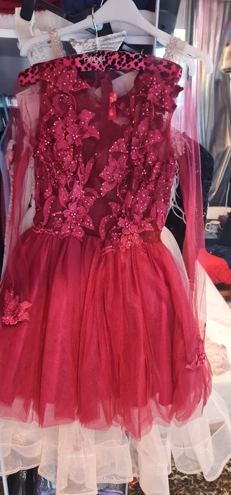 Rochie roșie athmosfer nr 36 purtata odată.