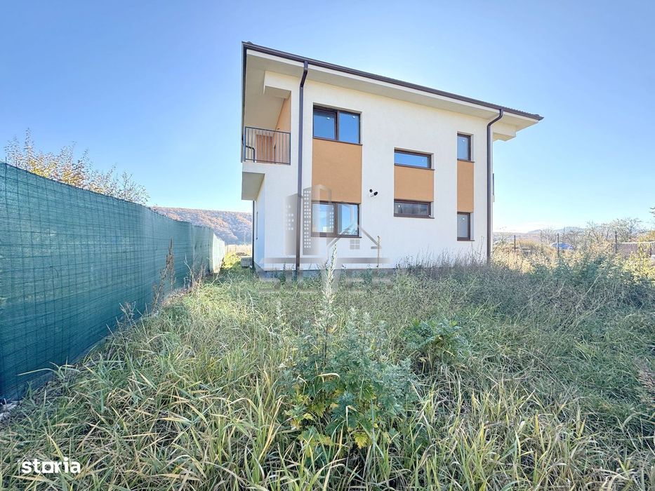 Casa individuala cu teren de 519 mp in zona accesibila.