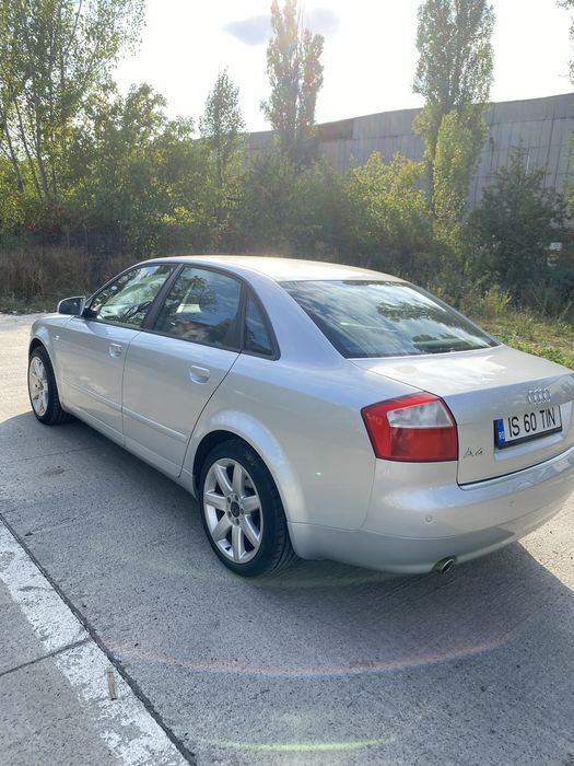 AUDI A4 2004 — imagine 4