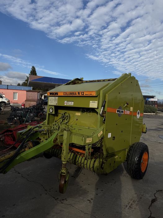 Presa de Balotat Wolvo Columbia R12(Claas, Krone)