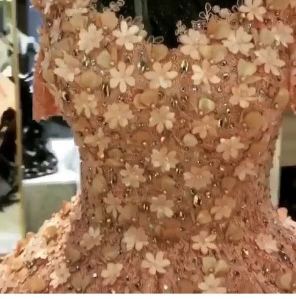 Шикарное платье на Узату