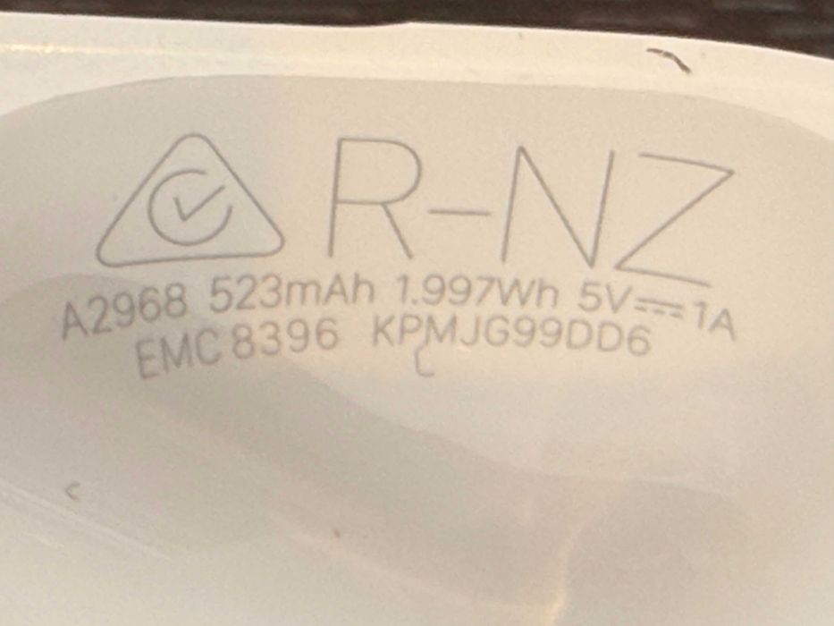 Apple AirPods Pro 2 MagSafe Case USB-C Model A3047