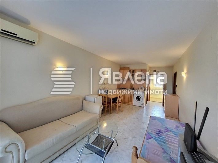 Продава се Двустаен апартамент в к.к. Слънчев бряг - 73 кв.м за 788 €/кв.м - Снимка #4