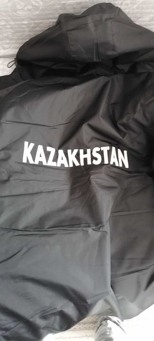 Продам куртку зима