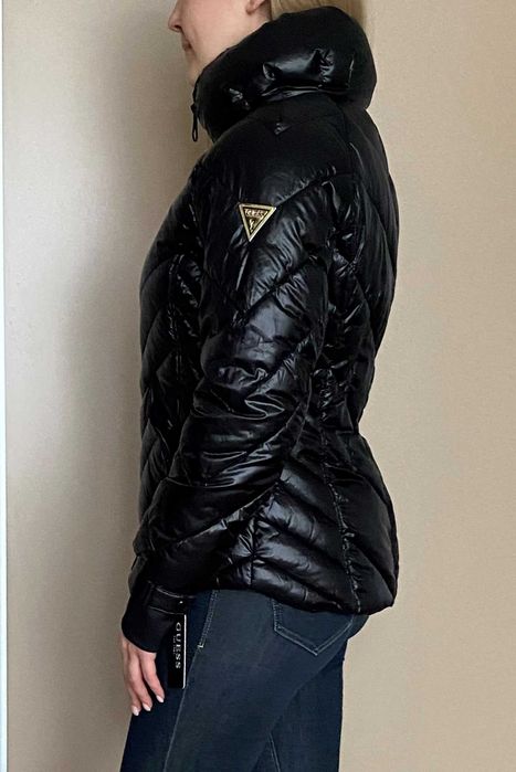 Куртка guess демисезонная 46(M)