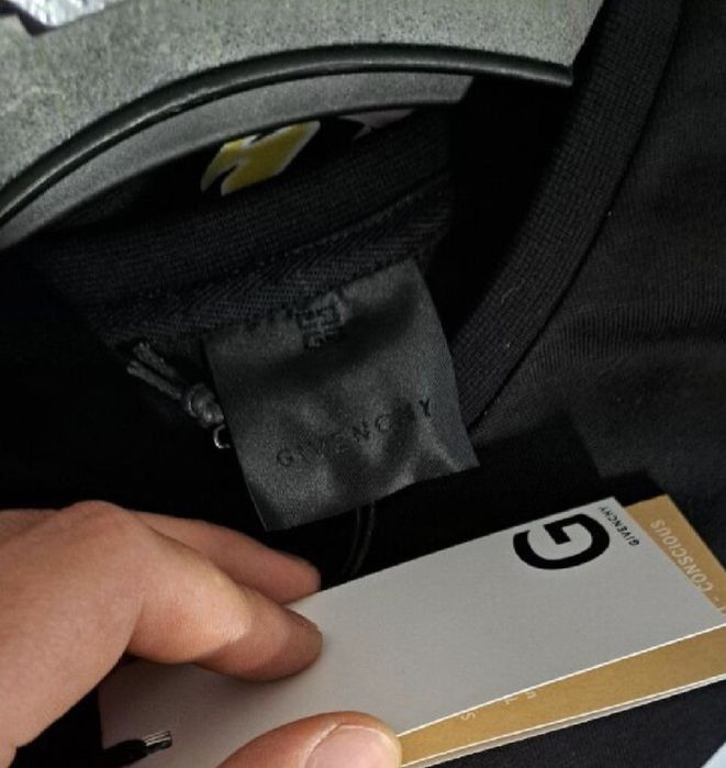 Giivenchy тениски