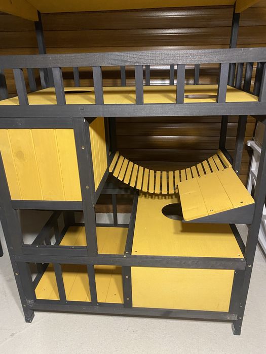 Външна катерушка / къщичка за котки PawHut