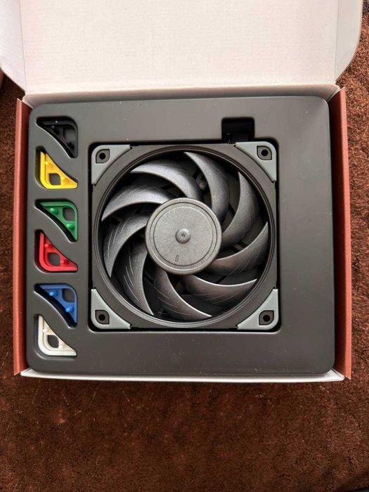 Продам новые вентиляторы для ПК Noctua NF-A12x25 и ARCTIC P12 Slim