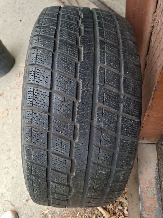 Продам шину. 235/45/18 купер