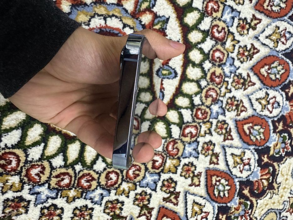 Iphone 13pro yangidek holatda