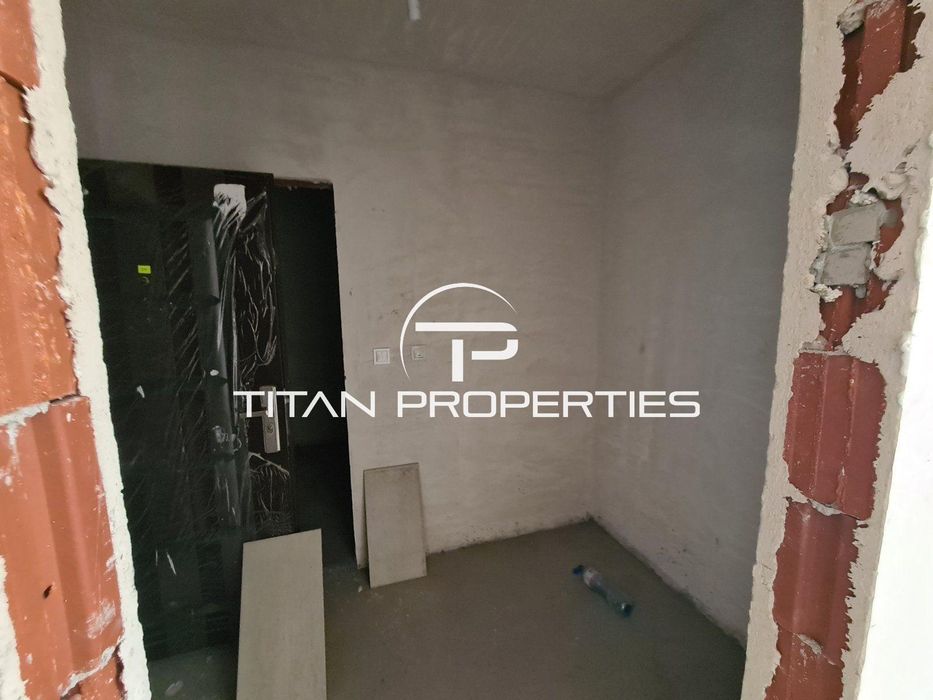 Продава се Двустаен апартамент в Пловдив, Остромила - 50 кв.м за 1300 €/кв.м - Снимка #4