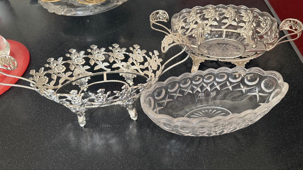 Хрустальные вазы в серебре