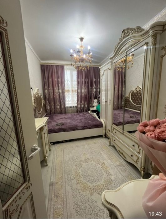 Спальный гарнитур