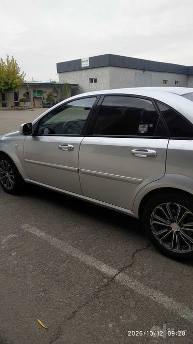 Продаю своё авто Chevrolet жентра 1-Евро