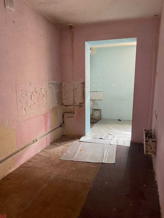 Янгиҳаёт туманида кенг 5 хонали хонадон сотилади!