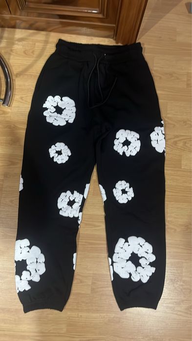 treinig denim tears